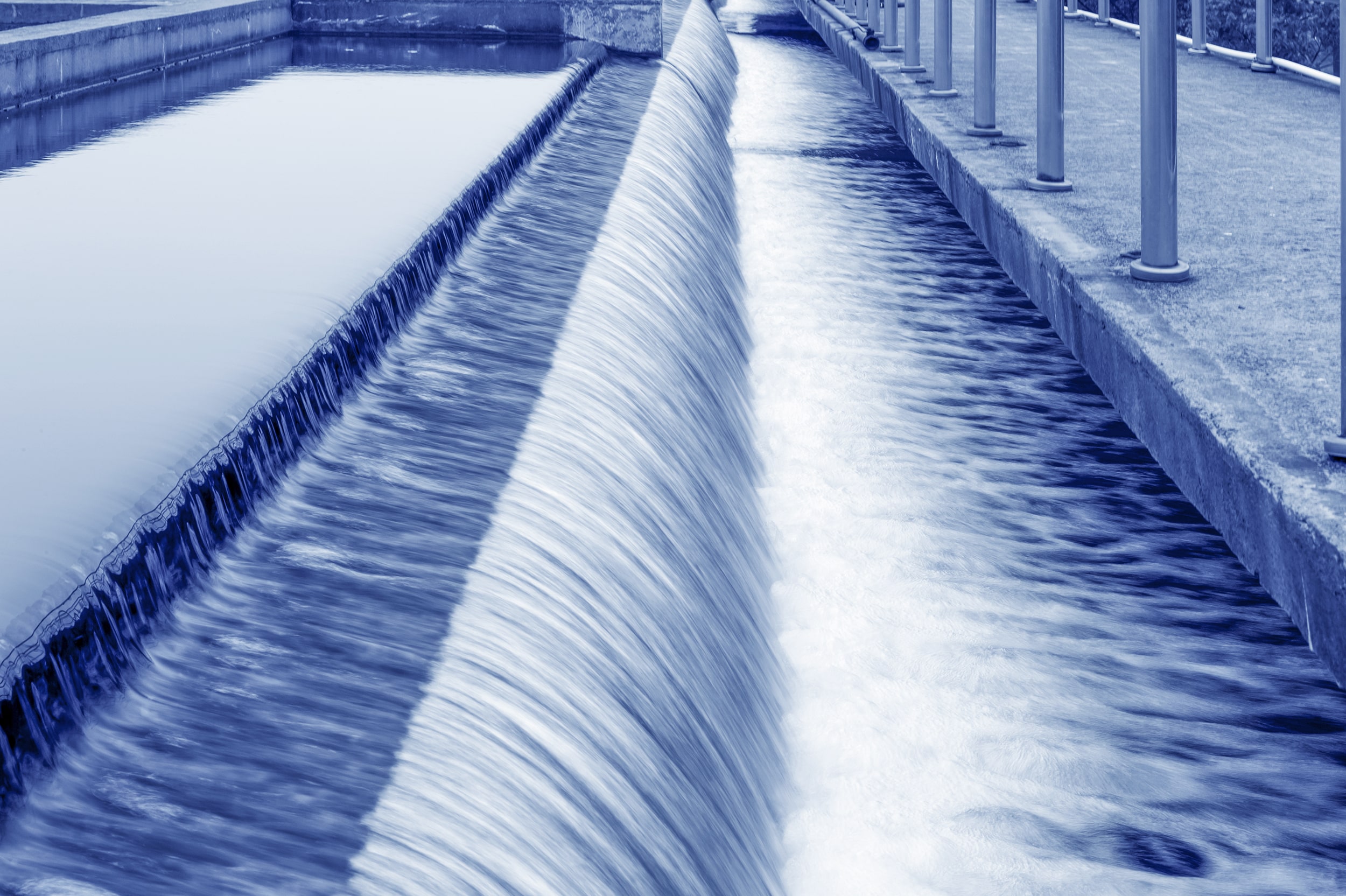 Vatten och avlopp reningsverk kontrolleras av VA-projektörer